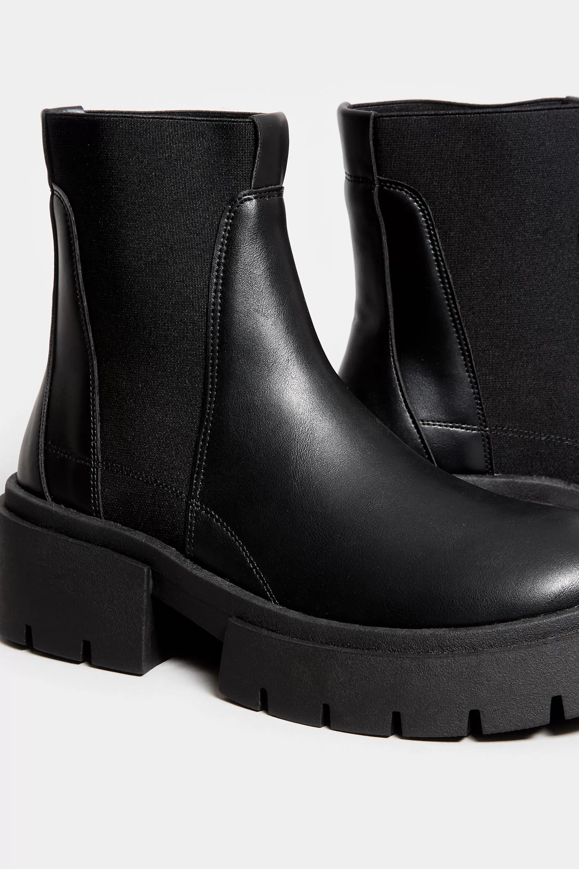 Women M&Co Boots>Limited Collection Limited Collection Black Chunky Chelsea Ankle Boots In Wide E Fit