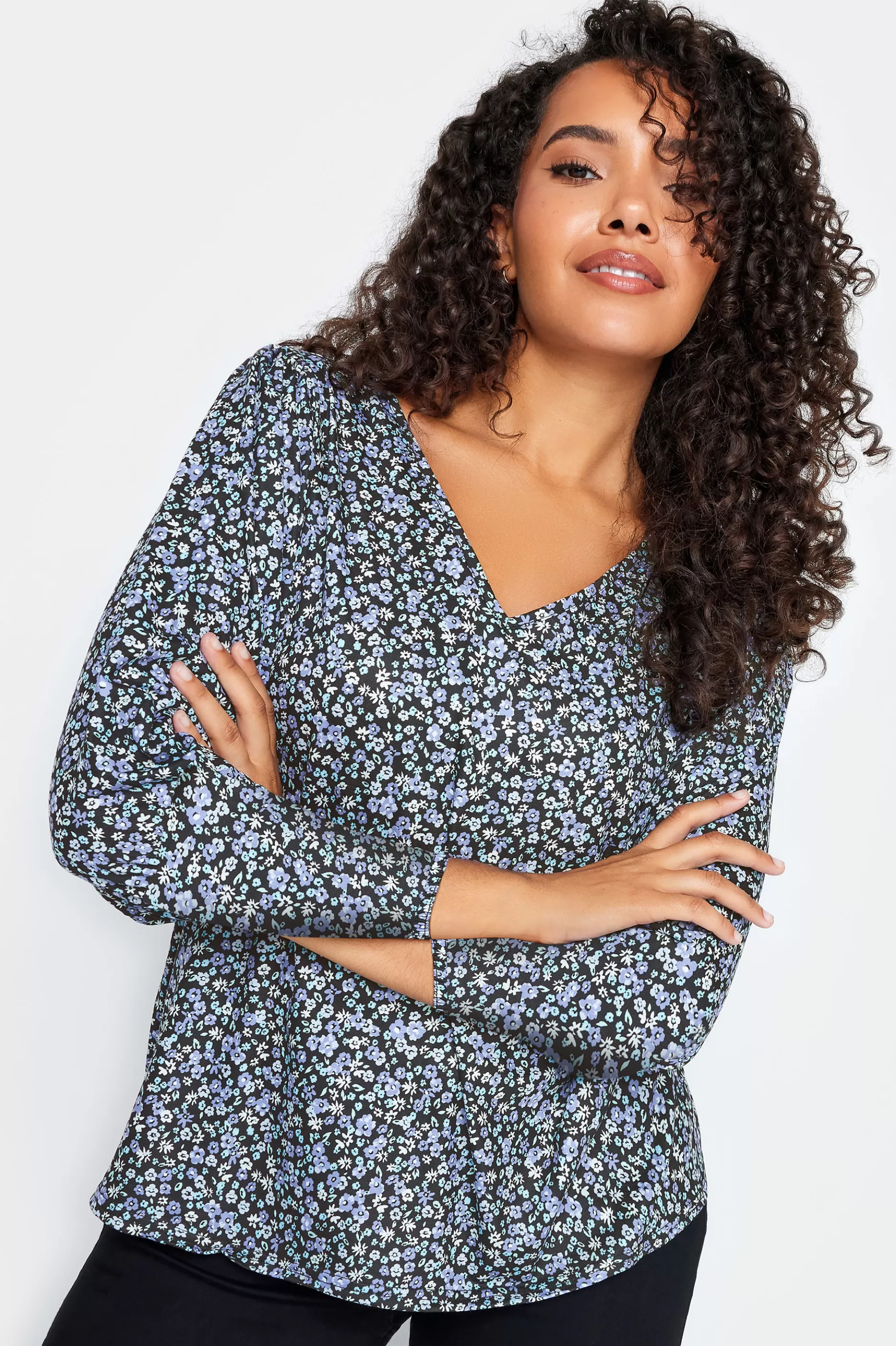 Women M&Co Long Sleeve Tops> Petites Petite Blue Ditsy Floral Print Top