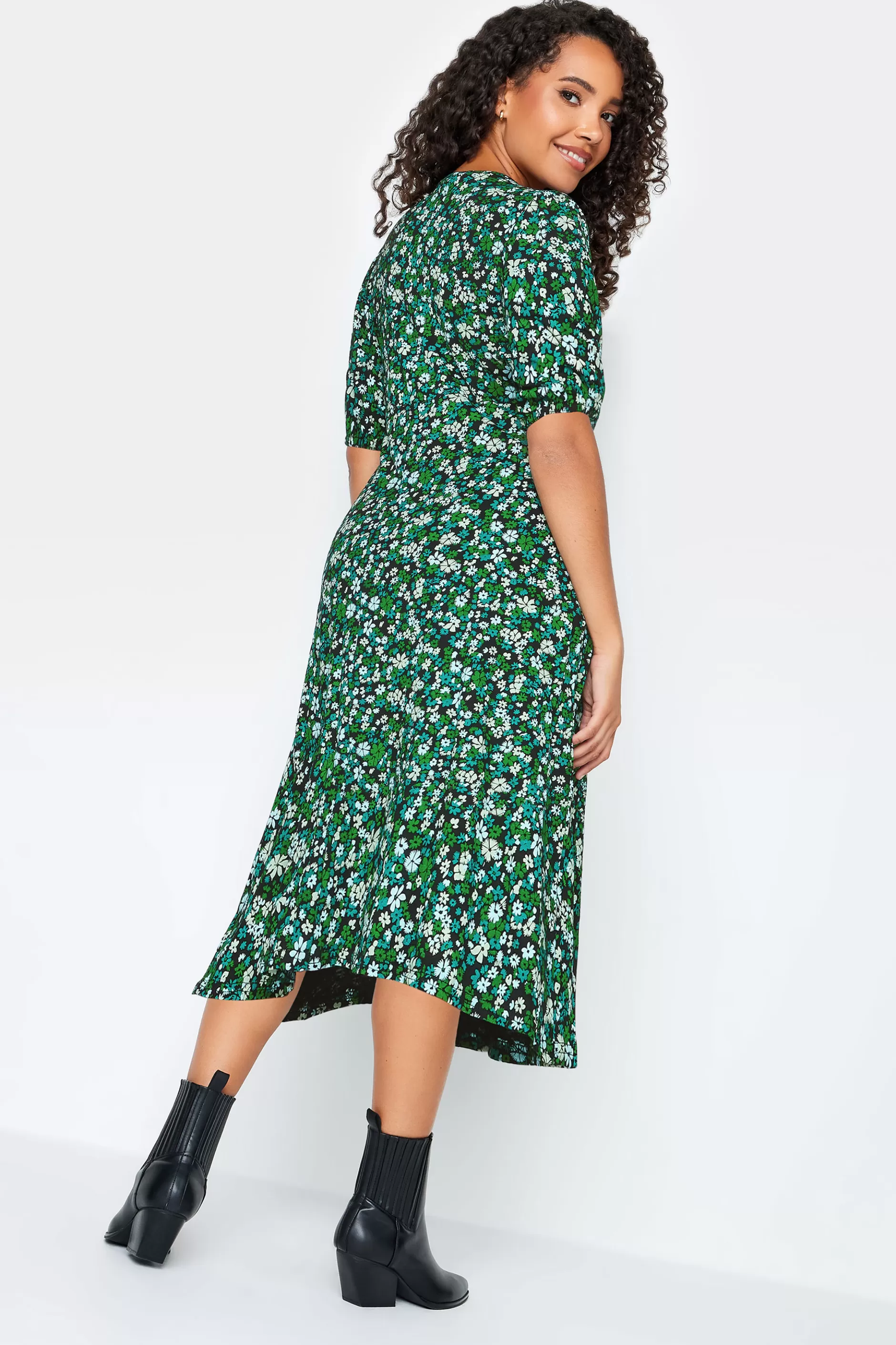 Women M&Co Midi Dresses> Petites Petite Green Ditsy Floral Print Midi Dress
