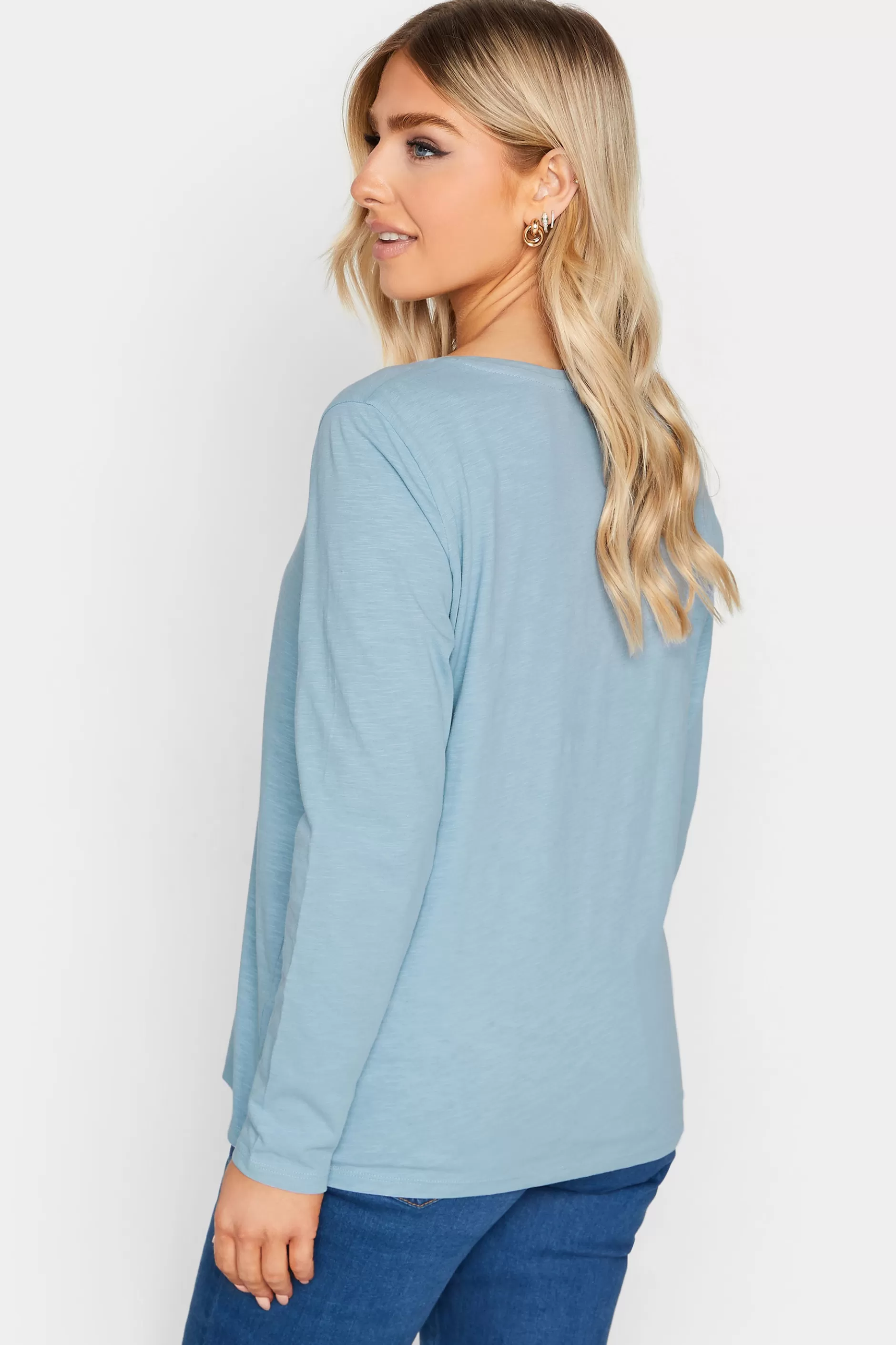 Women M&Co T-Shirts> Womens Light Blue V-Neck Long Sleeve Cotton Blend T-Shirt