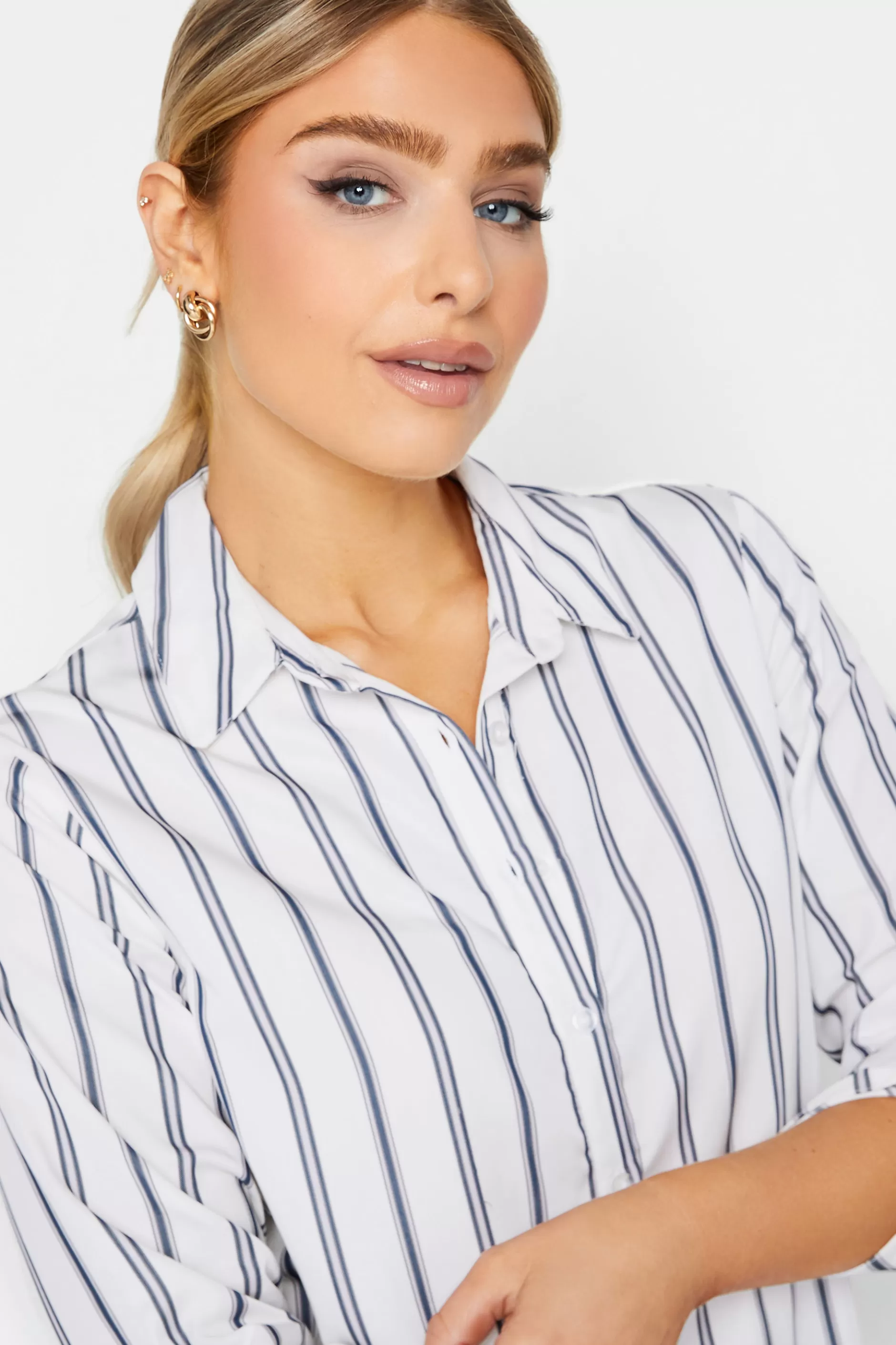 Women M&Co Shirts> Womens White & Navy Blue Stripe Tab Sleeve Shirt