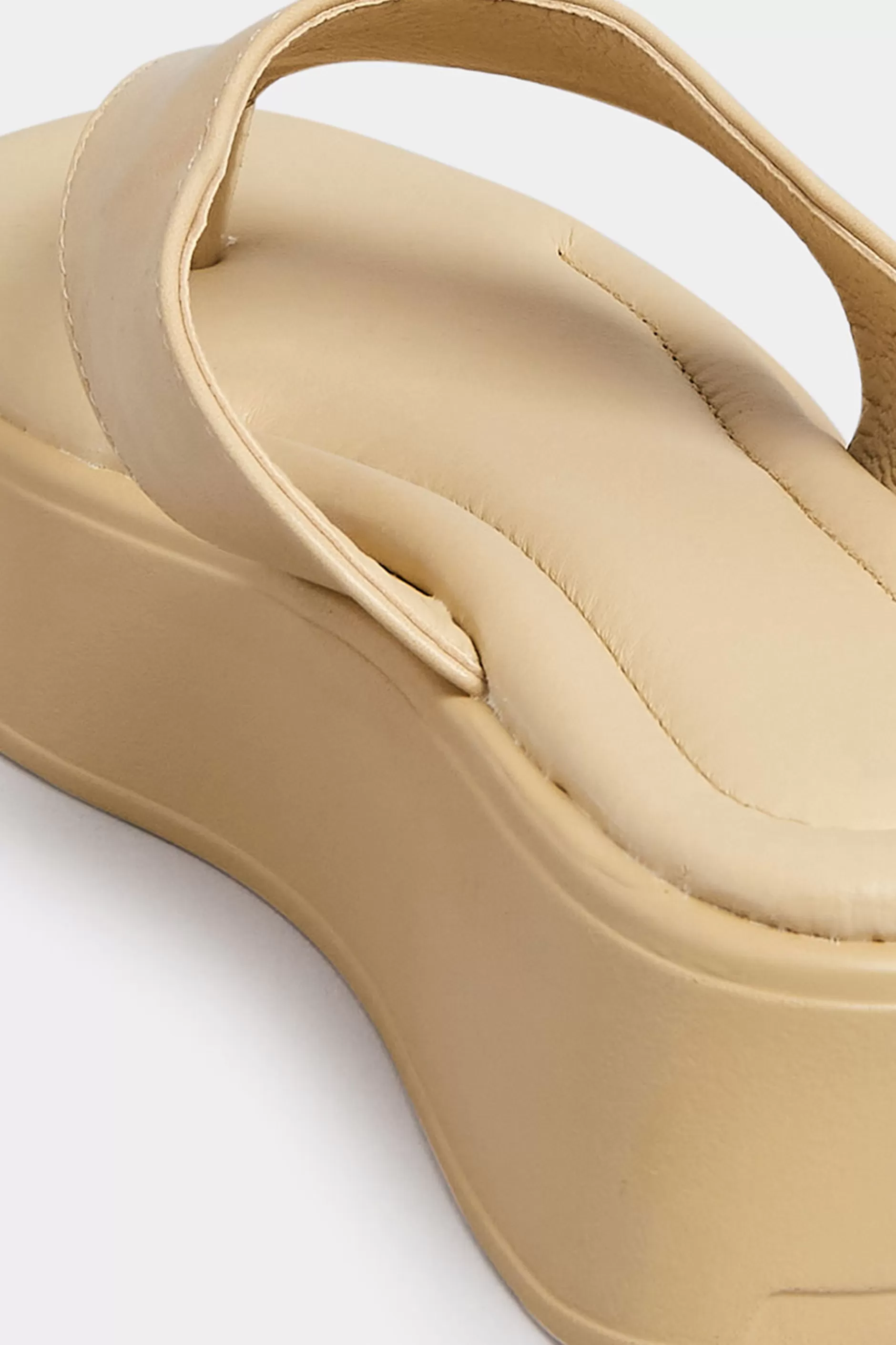 Women M&Co Sandals>Pixiegirl Pixiegirl Nude Flatform Flip Flops In Standard Fit