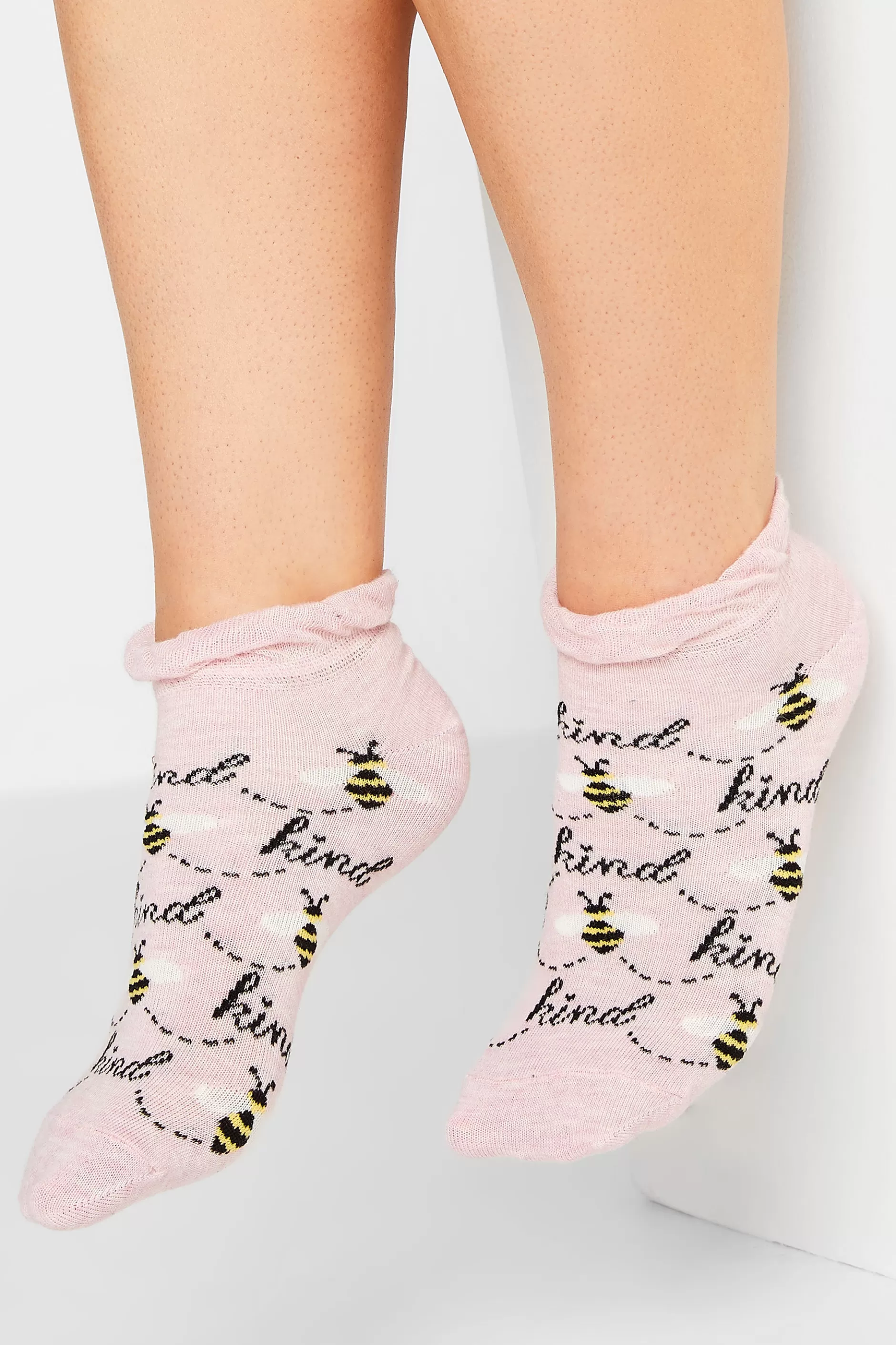 Women M&Co Socks>Yours Yours 4 Pack Black & Pink 'Bee Kind' Printed Trainer Liner Socks
