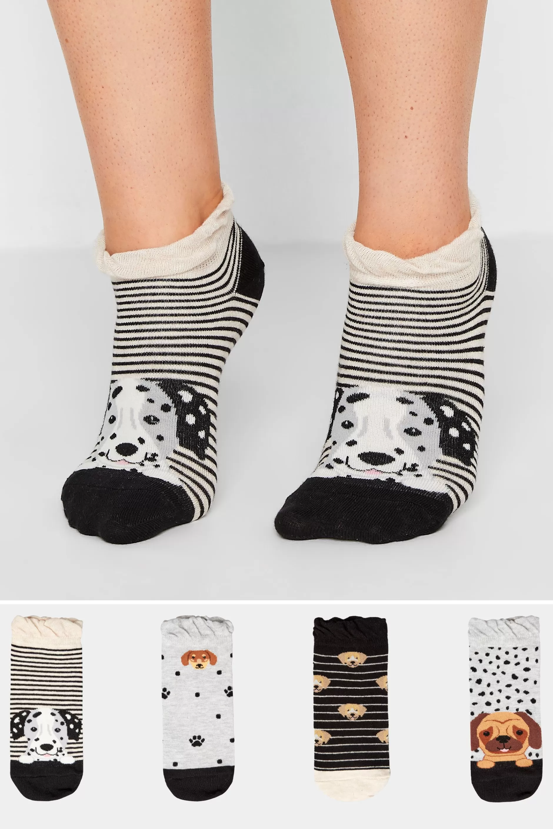 Women M&Co Socks>Yours Yours 4 Pack Black Dog Print Trainer Liner Socks