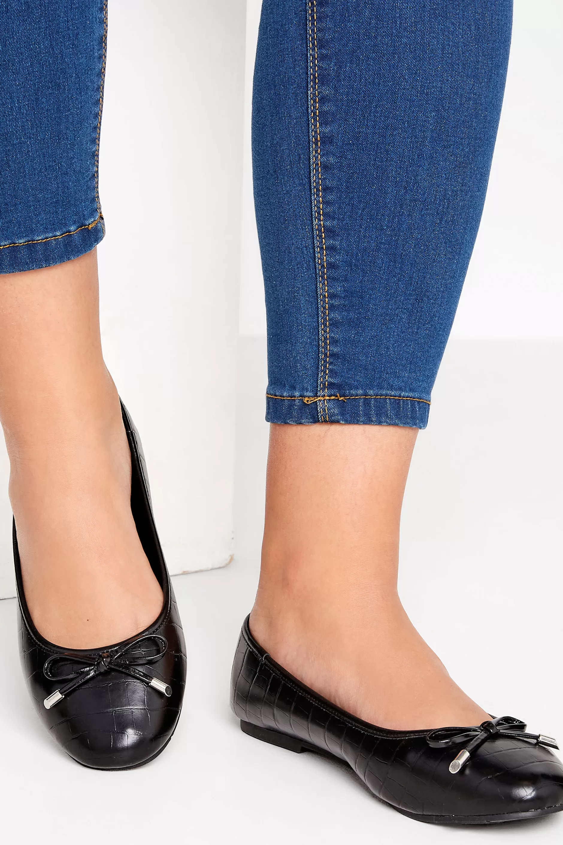 Women M&Co Flat Shoes>Yours Yours Black Croc Print Ballet Pumps In Wide E Fit & Extra Wide Eee Fit