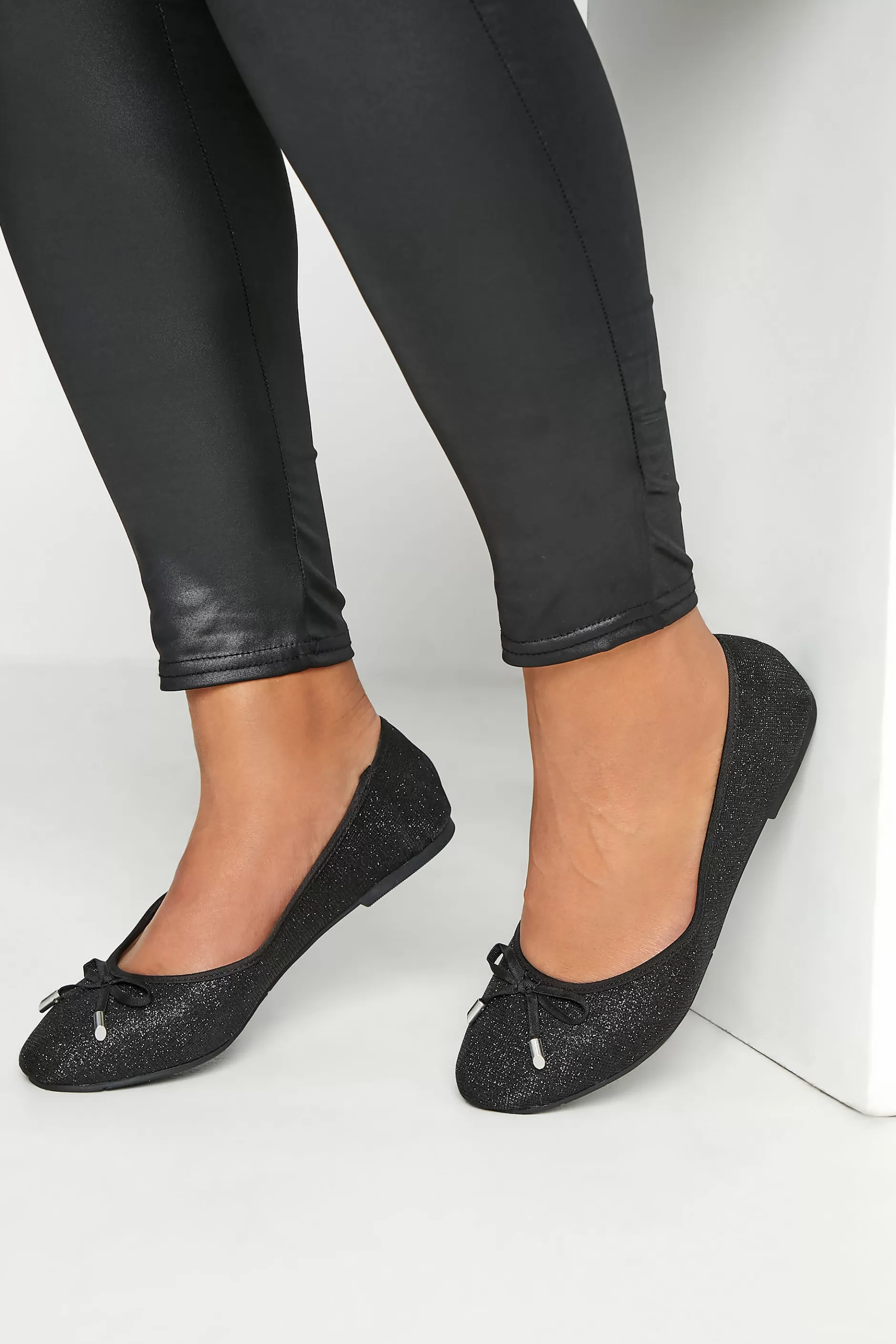 Women M&Co Flat Shoes>Yours Yours Black Glitter Ballerina Pumps In Wide E Fit & Extra Wide Eee Fit