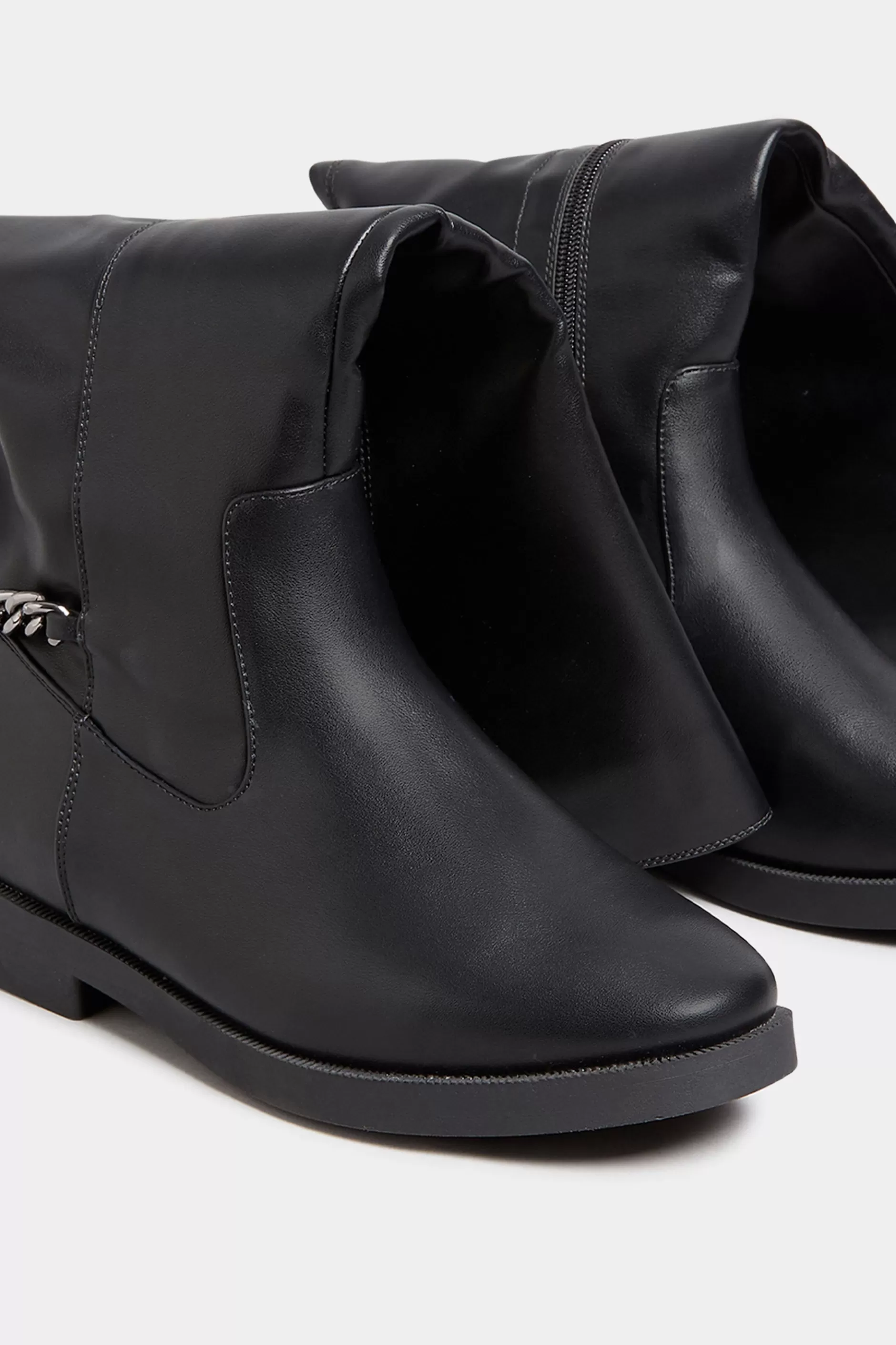 Women M&Co Boots>Yours Yours Black Knee High Chain Detail Boots In Wide E Fit & Extra Wide Eee Fit