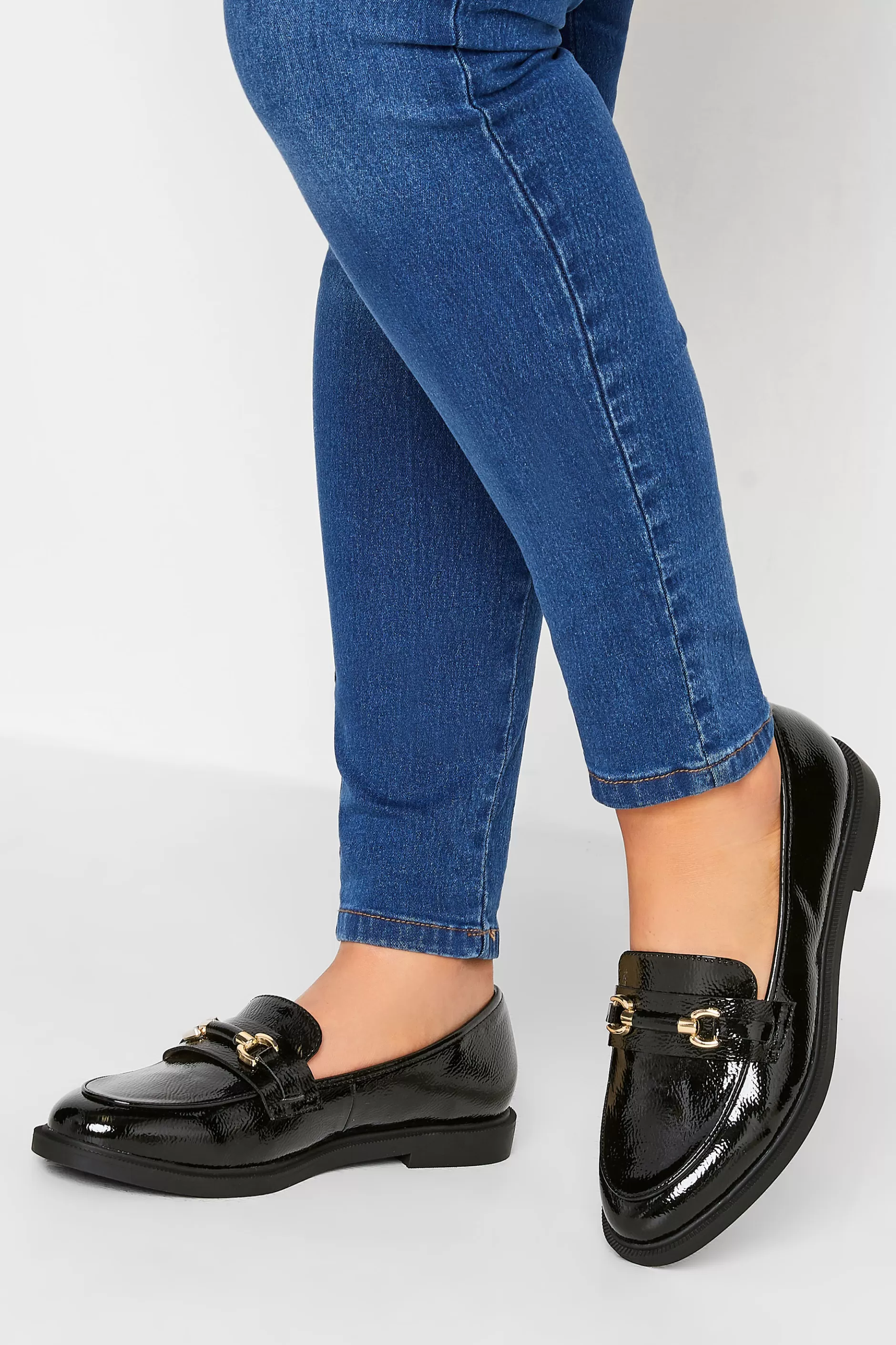 Women M&Co Flat Shoes>Yours Yours Black Patent Chain Detail Loafer In Wide E Fit & Extra Wide Eee Fit