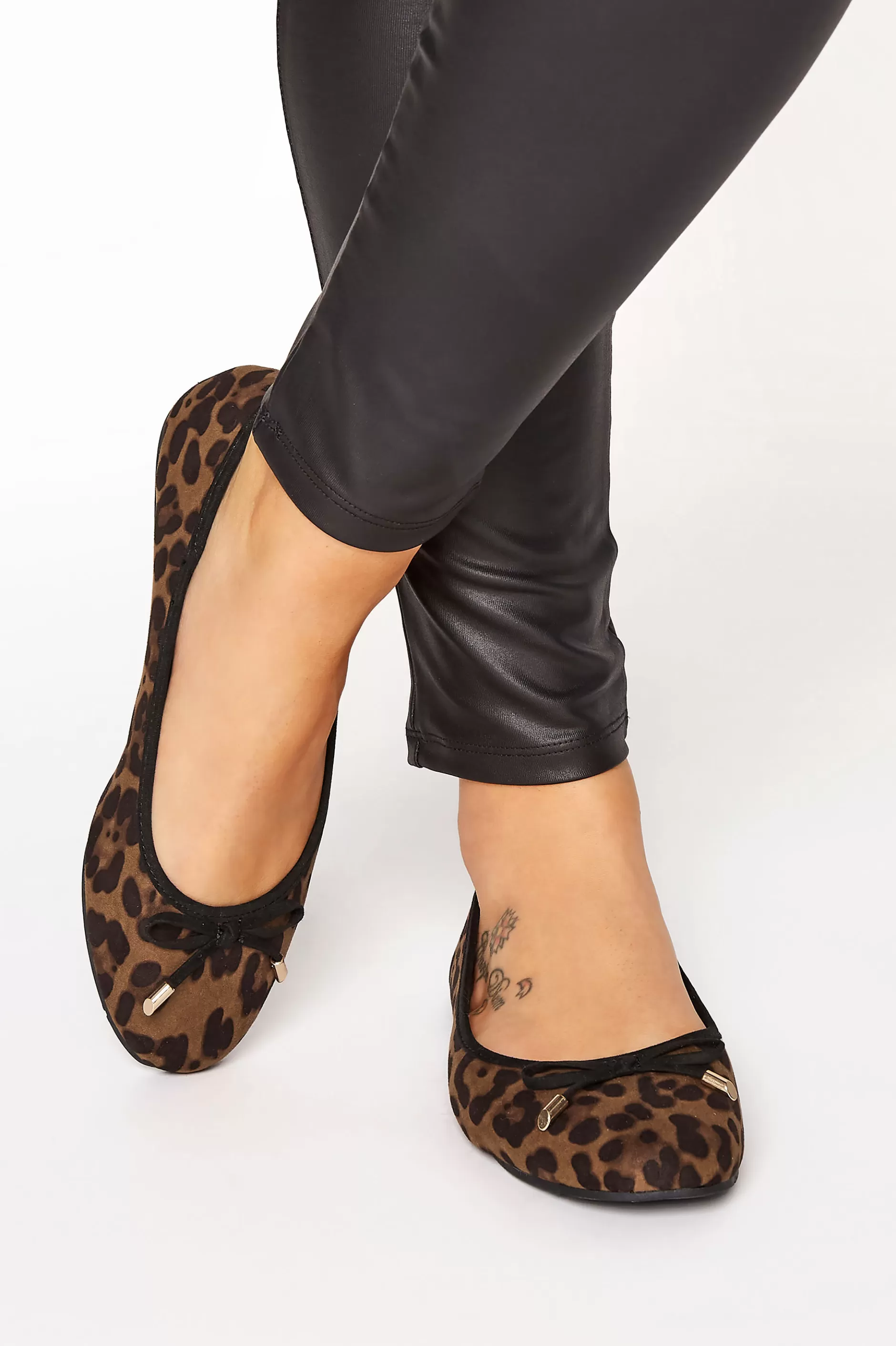 Women M&Co Flat Shoes>Yours Yours Brown Leopard Print Ballet Pumps In Wide E Fit & Extra Wide Eee Fit