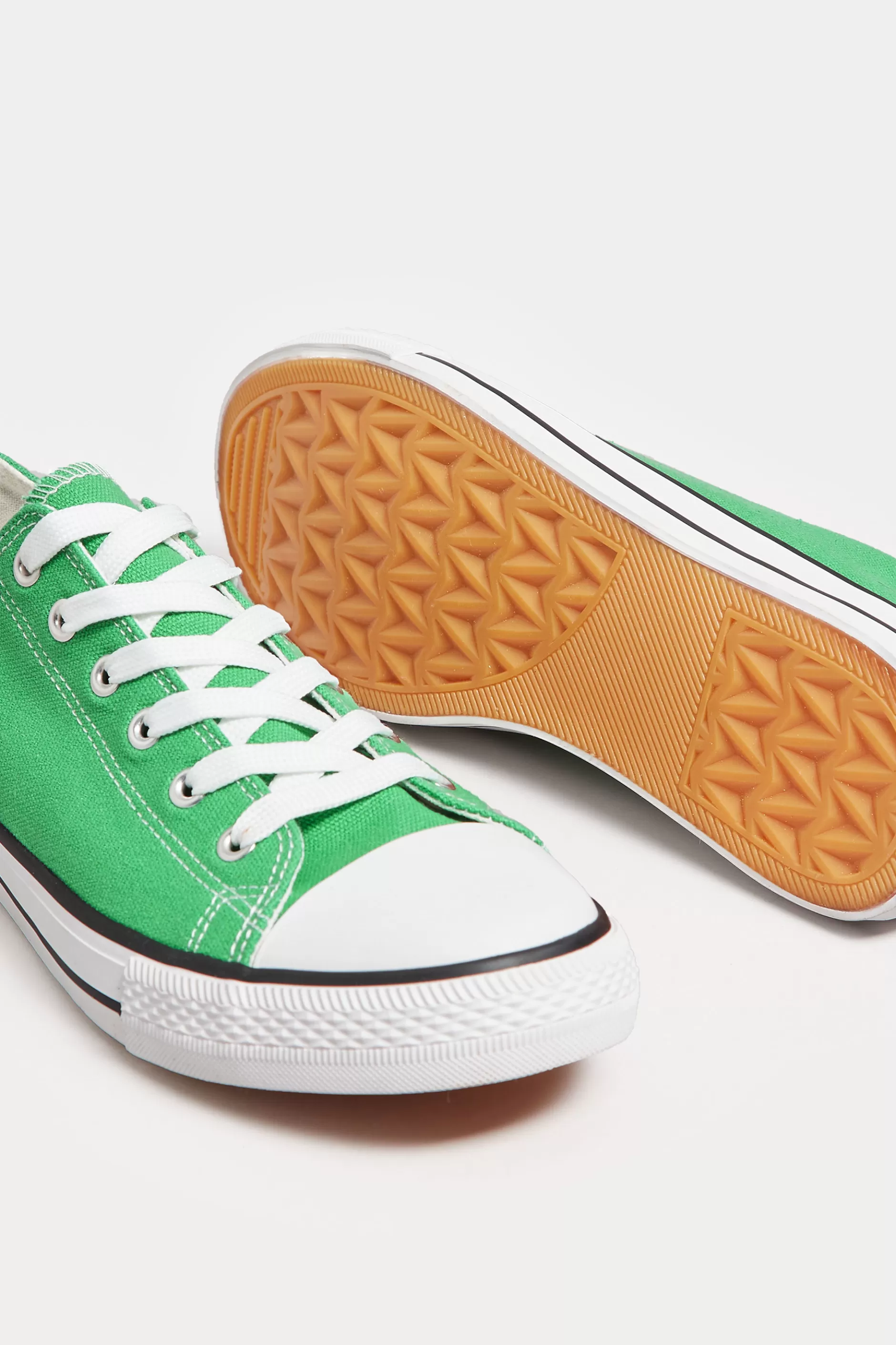 Women M&Co Trainers>Yours Yours Green Canvas Low Trainers In Wide E Fit