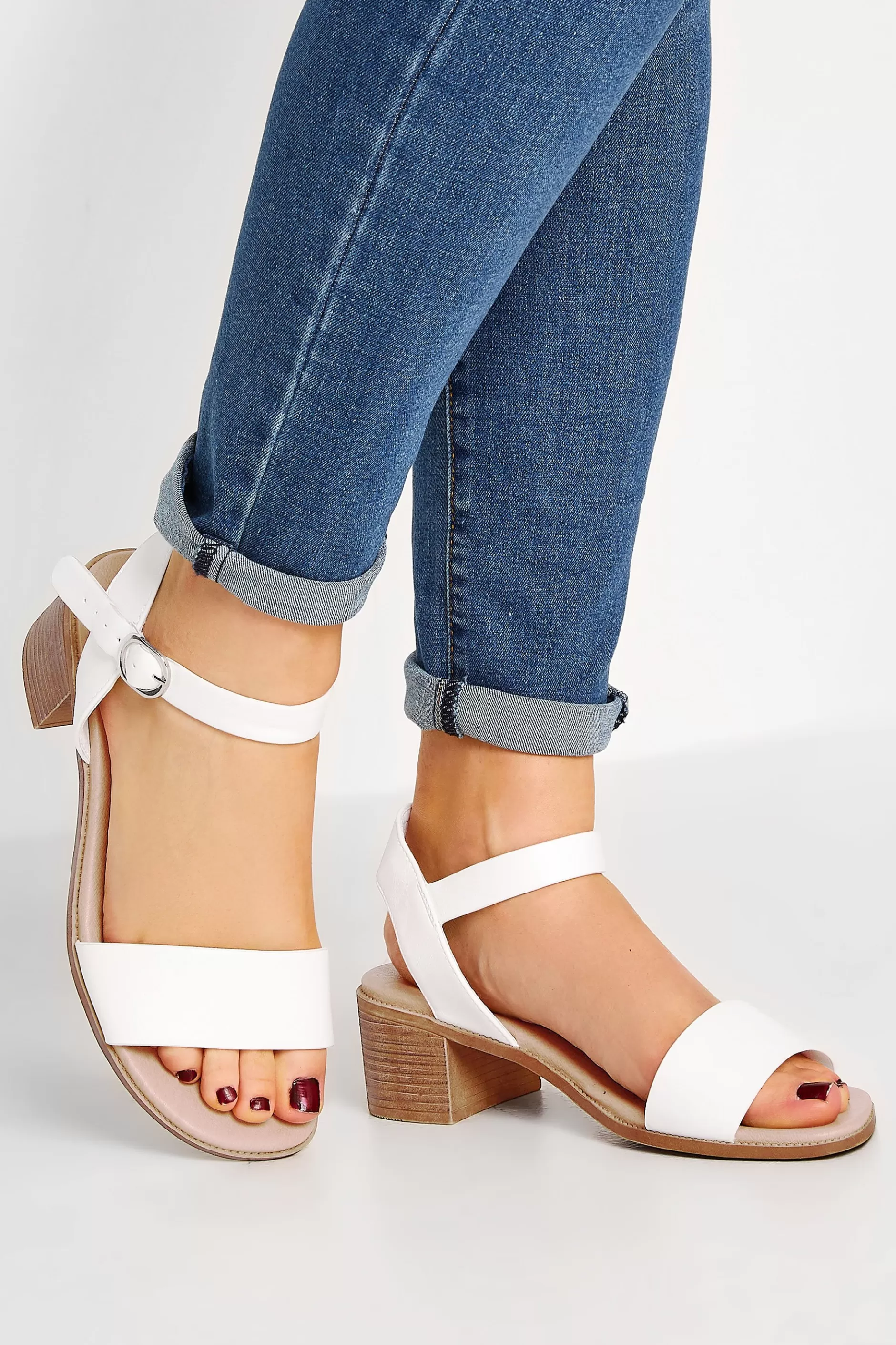 Women M&Co Heels>Yours Yours White Block Strappy Low Heel Sandals In Extra Wide Eee Fit