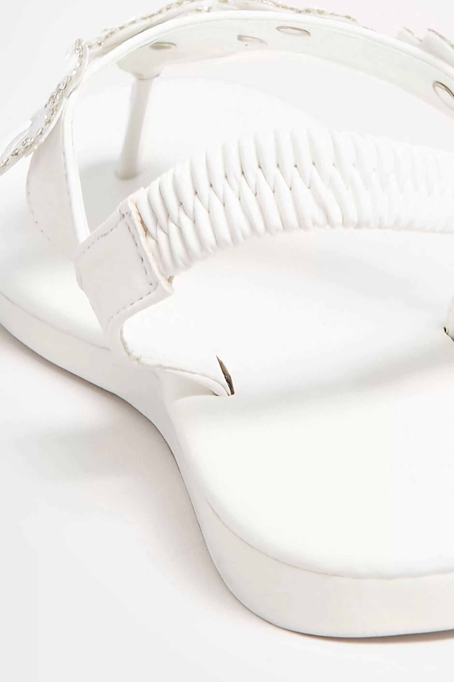 Women M&Co Flat Shoes>Yours Yours White Diamante Flower Sandals In Wide E Fit & Extra Wide Eee Fit