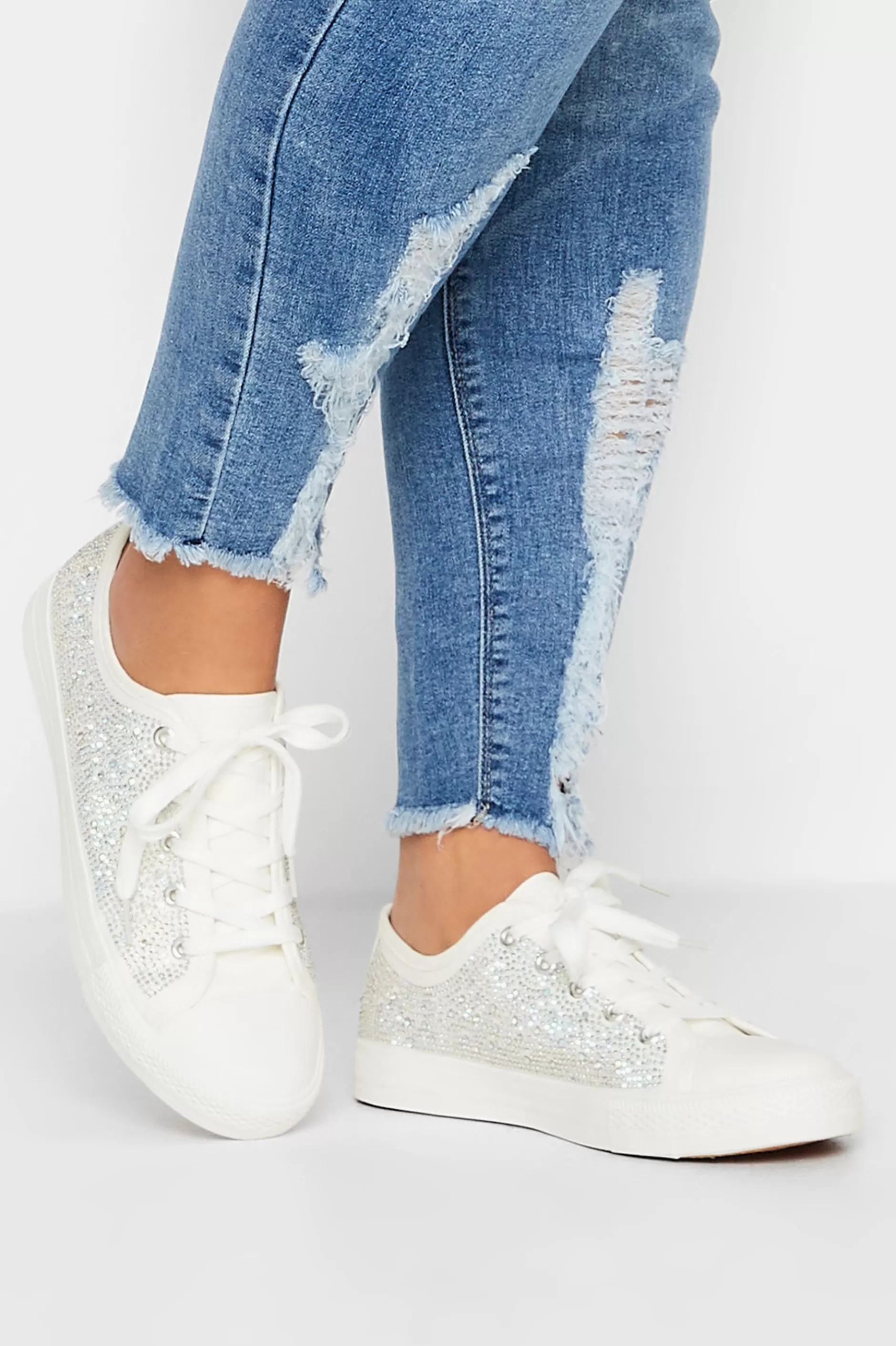 Women M&Co Flat Shoes>Yours Yours White Diamante Low Trainer In Wide E Fit