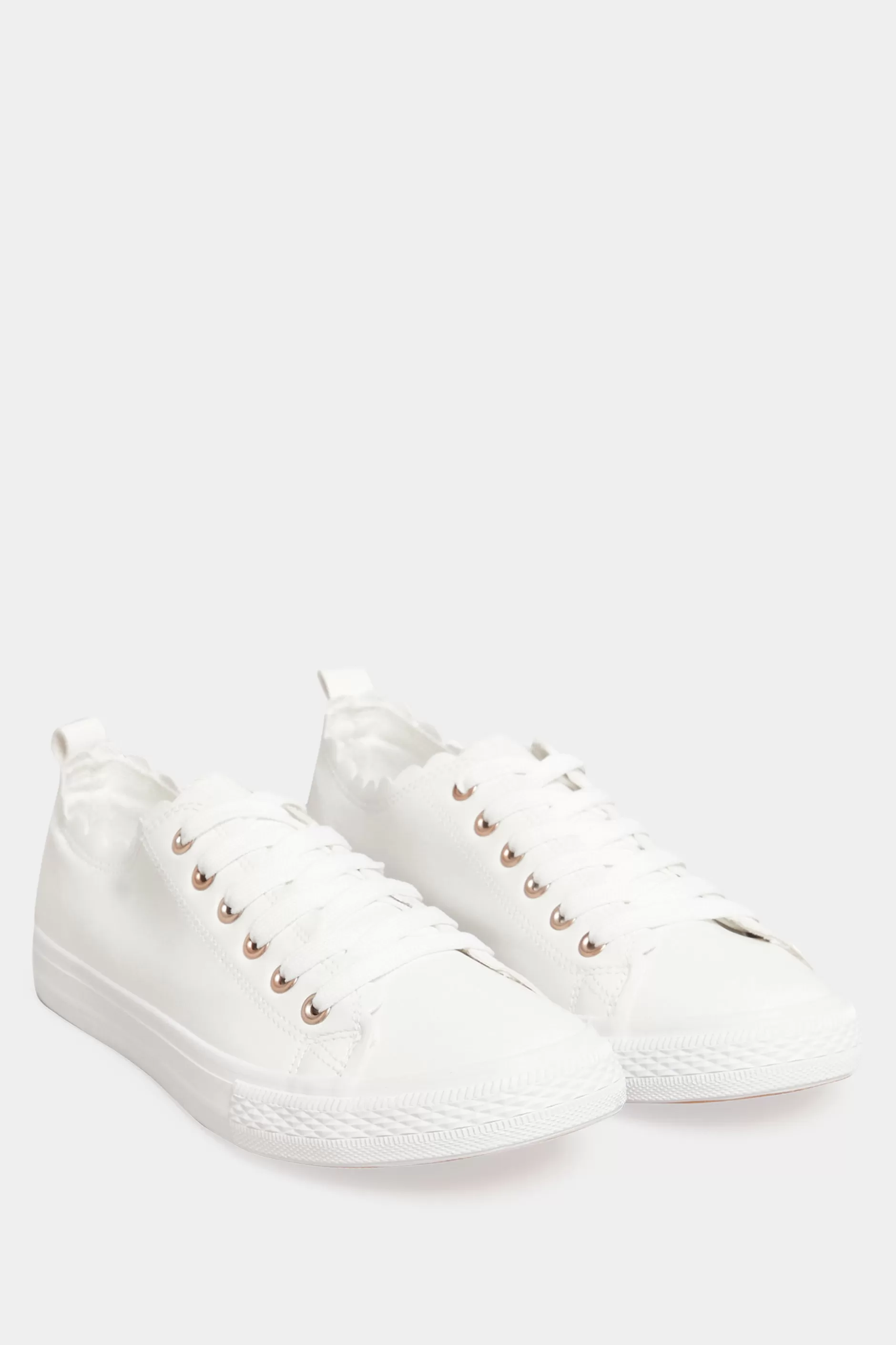 Women M&Co Trainers>Yours Yours White Scalloped Edge Trainers In Wide E Fit